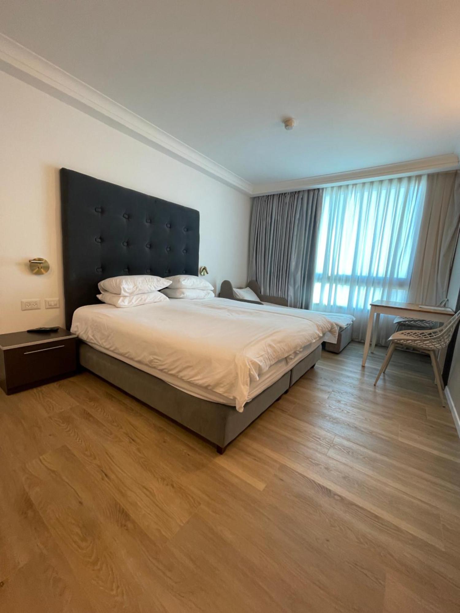 Netanya Seaview Aparthotel Eksteriør bilde