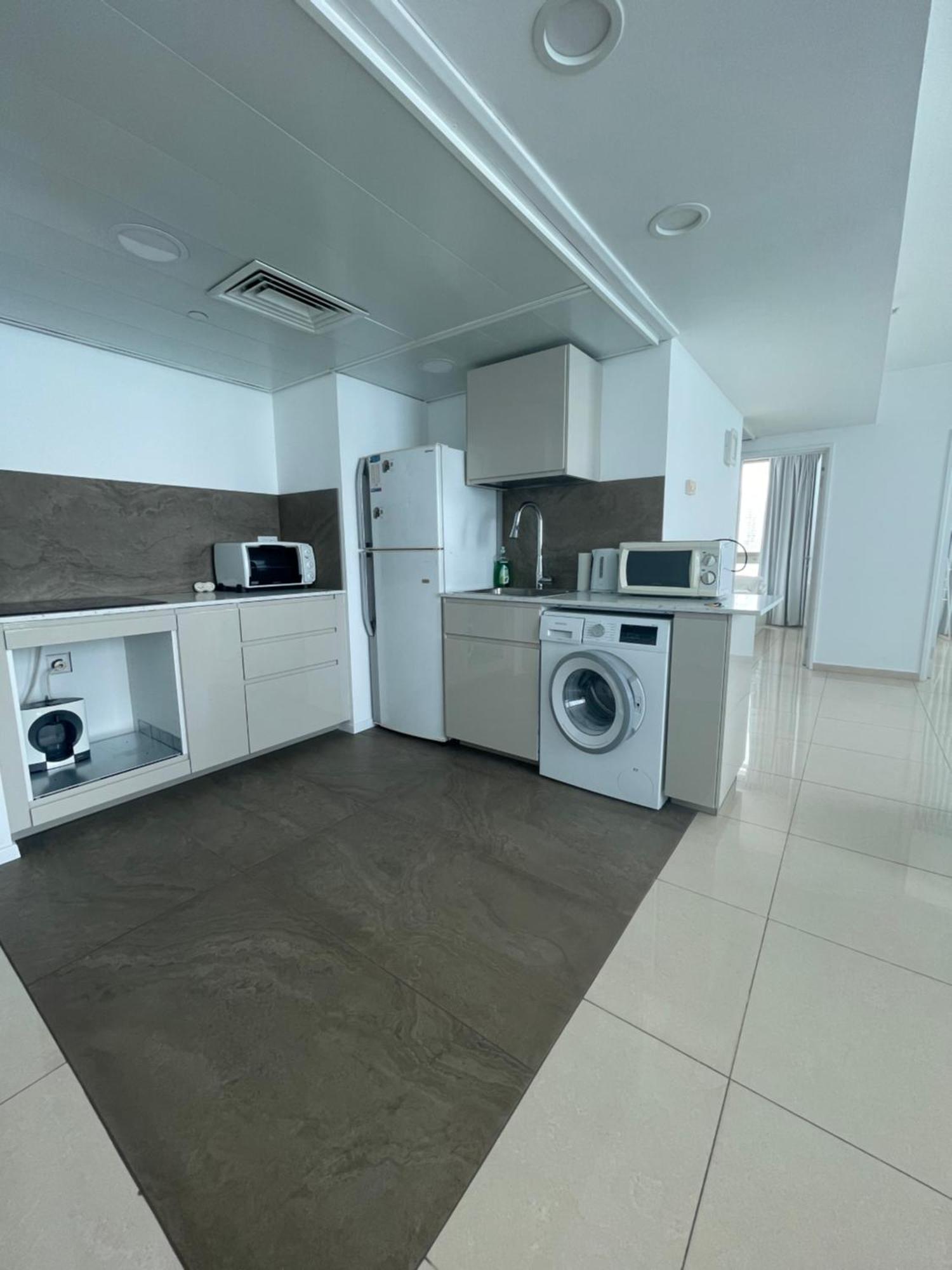 Netanya Seaview Aparthotel Eksteriør bilde